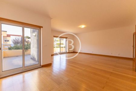 3 bedroom luxury Apartment for rent in Cascais e Estoril, Cascais, Lisbon - Photo 4