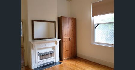 CHARACTER HOME IN PRIME BEACHFRONT LOCATION - Photo 5