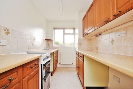 Harvey Way, CB10, Saffron Walden - Photo 4