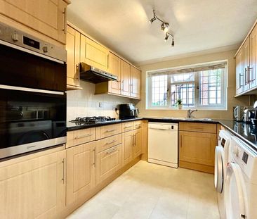 Pevensey Way, Frimley, Camberley, Surrey, GU16 - Photo 1