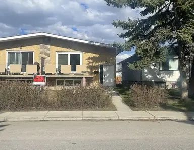 3 bedroom newly renovated upper duplex | 1 - 1132 42 Street Southwest, Calgary - Photo 1