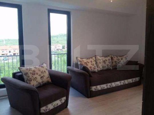 Apartament cu 2 camere, 52 mp, 2 garaje, imobil nou, zona st - Photo 1