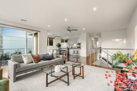 66 Bluff Road, Black Rock VIC 3193 - House For Rent | Domain - Photo 4