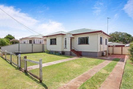 9 Derwak Street, Harristown - Photo 5