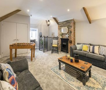 1 bedroom in a flat share to rent - Photo 1