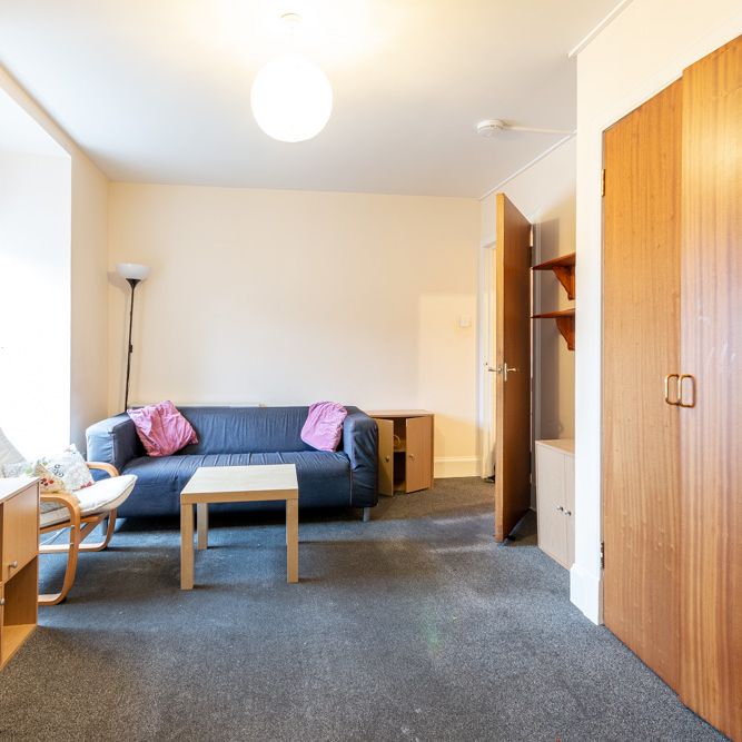 0904L - High Street, Edinburgh, EH1 1QS - Photo 1