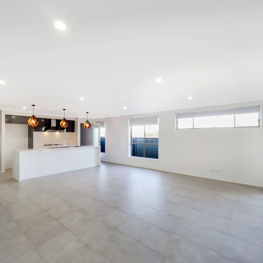 Apply Now - Century 21 | the Paramount Group - Photo 1