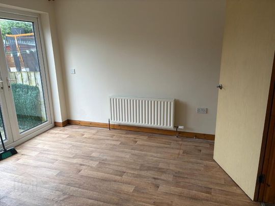 16 Beechgrove, Carrickfergus, BT38 8LQ - Photo 1