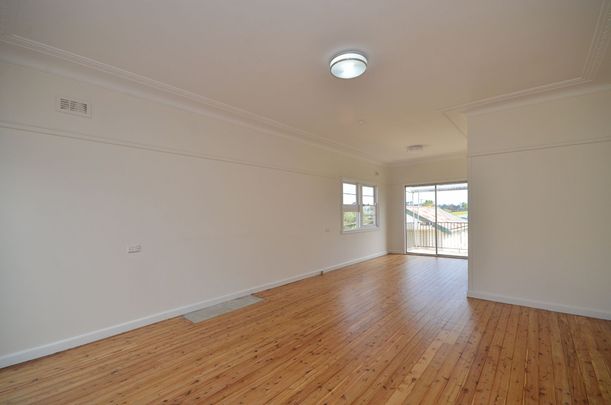 Renovated 3 Bedroom House!! - Photo 1