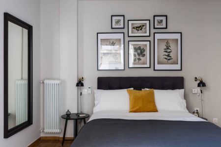 Chic Flat in the Heart of Athens - Photo 4