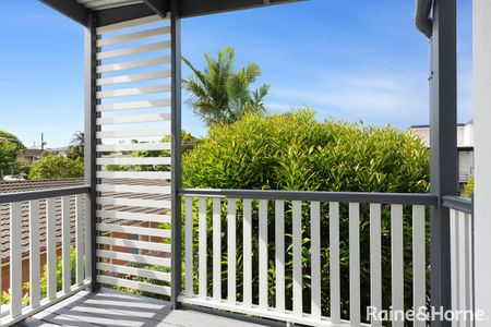 1/23a Ronmack Street, Chermside, QLD 4032 - Photo 2