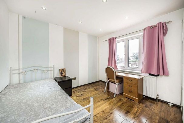 5 bedroom semi-detached house to rent - Photo 1