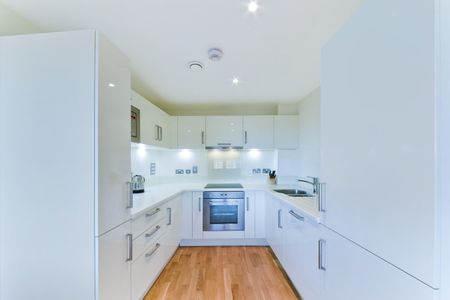 2 Bed Flat, Arc House, SE1 - Photo 5