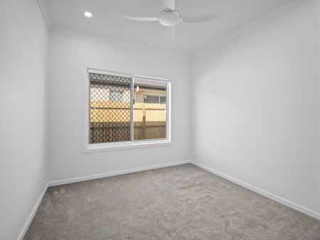 10 Furphy Street, Walloon QLD 4306 - House For Rent | Domain - Photo 4
