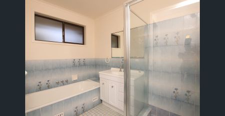 Modern Family Home in Prime Ballina Location - Photo 5