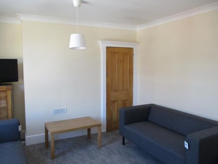 1 bedroom terraced house to rent - Photo 2