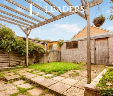 2 bedroom house to rent Abbots Close, Cambridge, CB4 - Photo 3