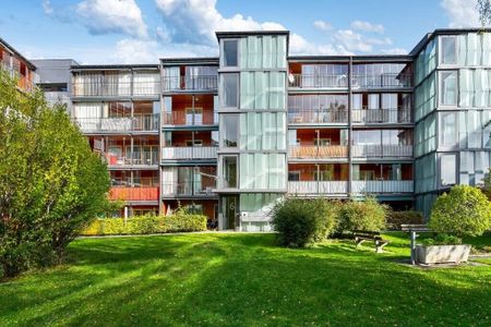 Vivre juste à côté de la gare de Coire - Photo 2