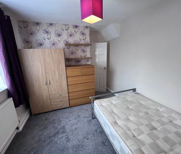 Hazelwood Avenue, Osbaldwick - P1885 - Photo 5