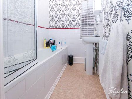 2 bedroom apartment to rent - Photo 5