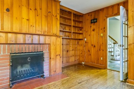 For Lease - 330 Poplar Drive, Oakville, Ontario - Photo 4