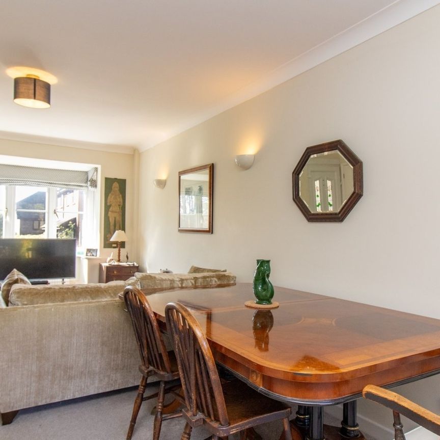 2 bedroom house to rent - Photo 1