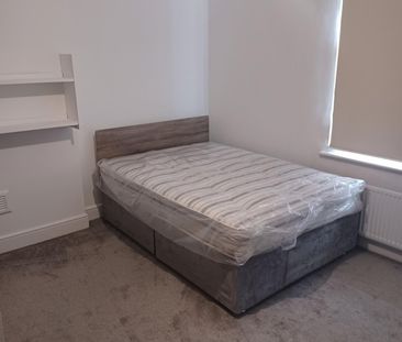 Room in a Shared Flat, Cambridge Avenue, NW6 - Photo 2