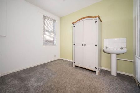 22 Tates Avenue, Belfast, Belfast, BT9 7BY - Photo 2