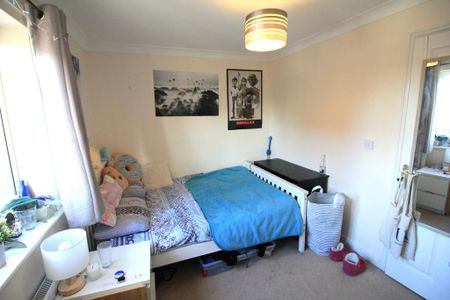 4 bedroom detached house to rent - Photo 5