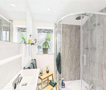 Marketing Card, Azalea House Annexe, Turks Lane, Mortimer, RG7 - Photo 2