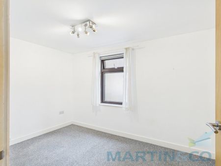 4 bedroom apartment to rent - Photo 5