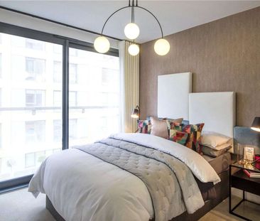 A stylish and contemporary apartment in an ideal location for Seven... - Photo 2