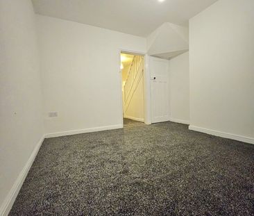 3 Bed Terraced House, Warren Road, LU1 - Photo 6