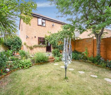 2 bedroom semi-detached to rent Inkerpole Place, Chelmsford, CM2 - Photo 6