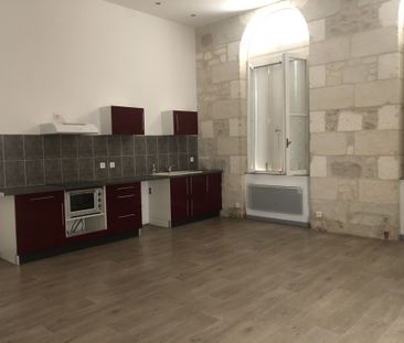 Location Appartement 2 pièces 58m² LA ROCHE CHALAIS 24490 - Photo 2