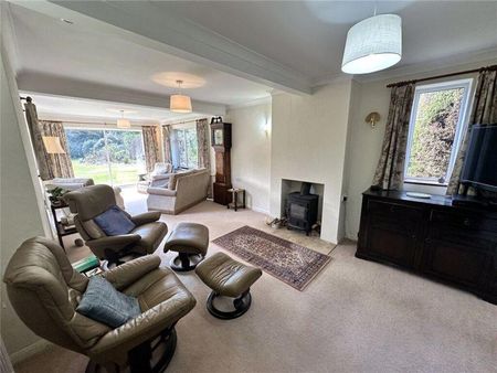 4 bedroom house to rent - Photo 2