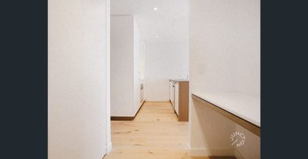 Amazing City Views & Spacious Layout - Photo 2