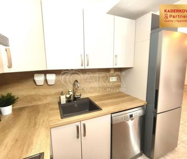 Pronájem bytu 2+kk 61 m2 - Fotografie 2