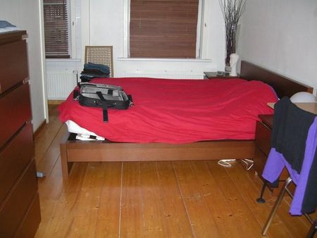 Sfeervol ingericht appartement in het centrum. - Photo 4