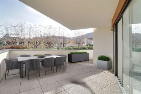 Location Appartement 3 pièces 83m² CHAMALIERES 63400 - Photo 4