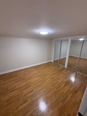 For Lease - 10 Fallingdale Crescent, Toronto, Ontario - Photo 2