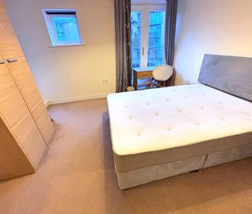 2 bedroom flat to rent - Photo 4