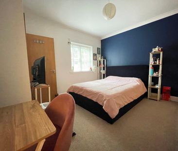 2 bedroom flat to rent - Photo 6