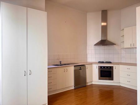 723 Drummond Street, Carlton North VIC 3054 - Photo 2