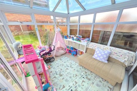 3 Bedroom Semi Detached To Let - Photo 2