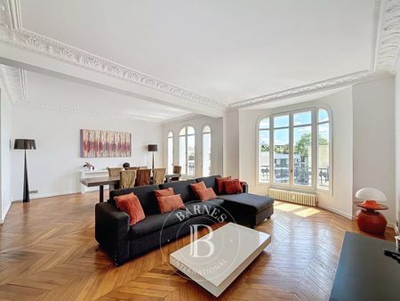 Appartement • Saint James-Général Koenig - Photo 4