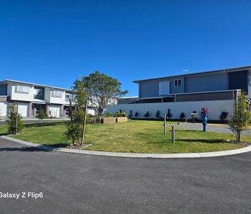 Luxury Newly Constructed 2 bedroom Townhouse renting now. Great Loc... - Photo 1