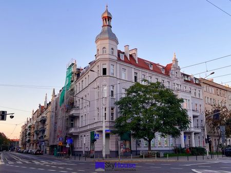 Wrocław, Śródmieście, Plac Grunwaldzki - Photo 2