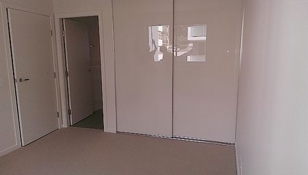 5501//1 Neild Avenue, Greenwich NSW 2065 - Apartment For Rent | Domain - Photo 2