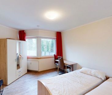 Möbliertes Zimmer in Frauen-WG in zentraler Lage für Studenten und ... - Photo 1